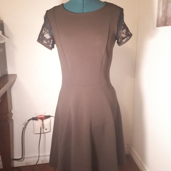 Olive Jessica Dress - Picture 2 of 6